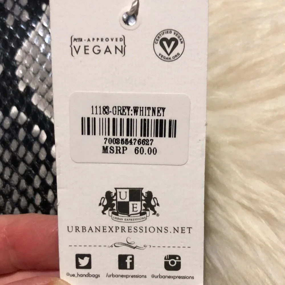NWT 🪅HOST PIC 🥂Vegan crossbody faux snakeskin - Picture 10 of 10